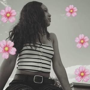 Meet your Posher, Danayla